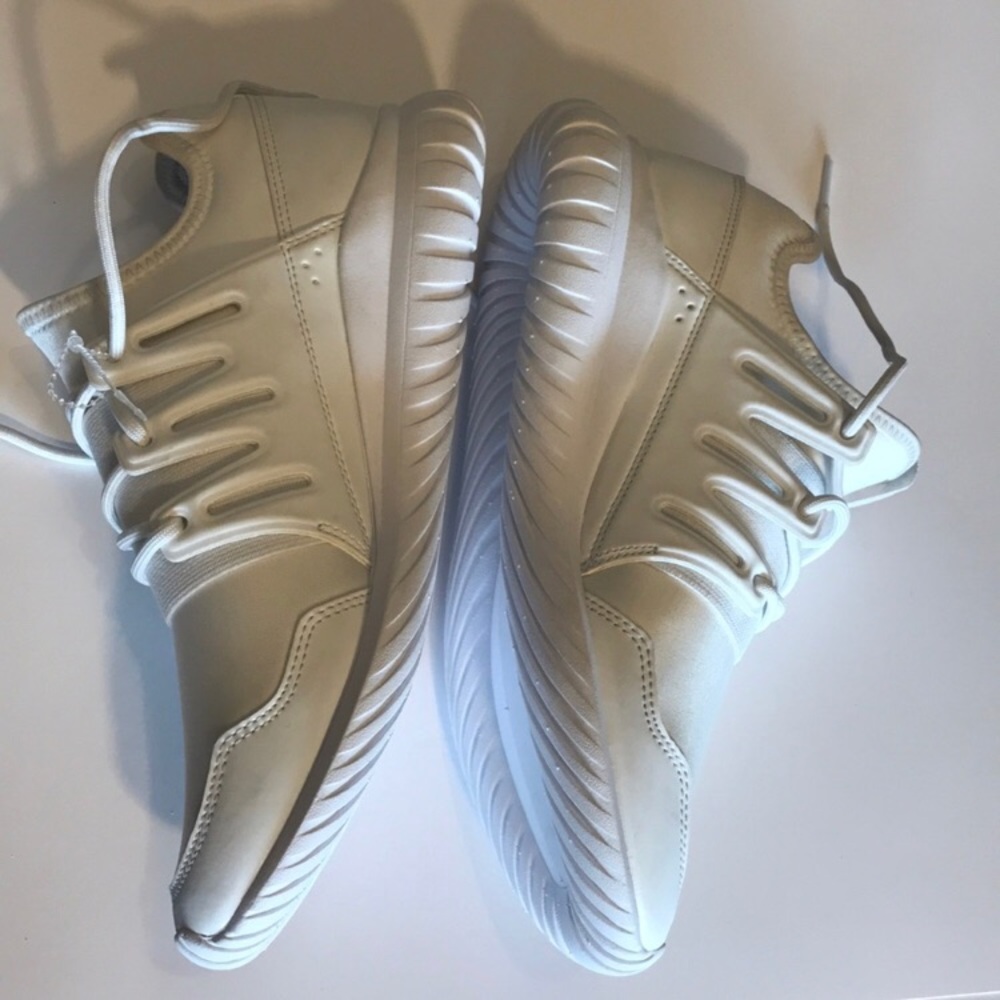 White Adidas Tubular Men’s